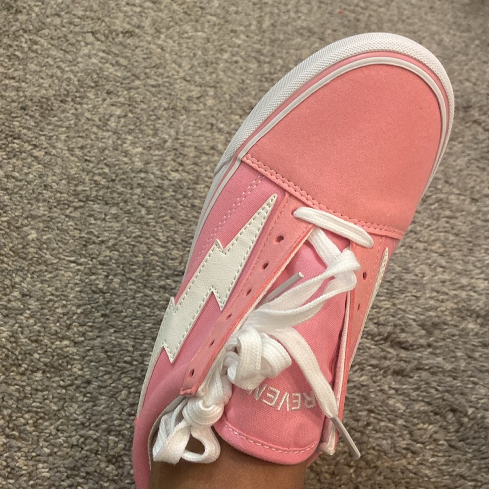 Revenge x Storm Vans LA Pink
size 6 - Picture 6 of 9